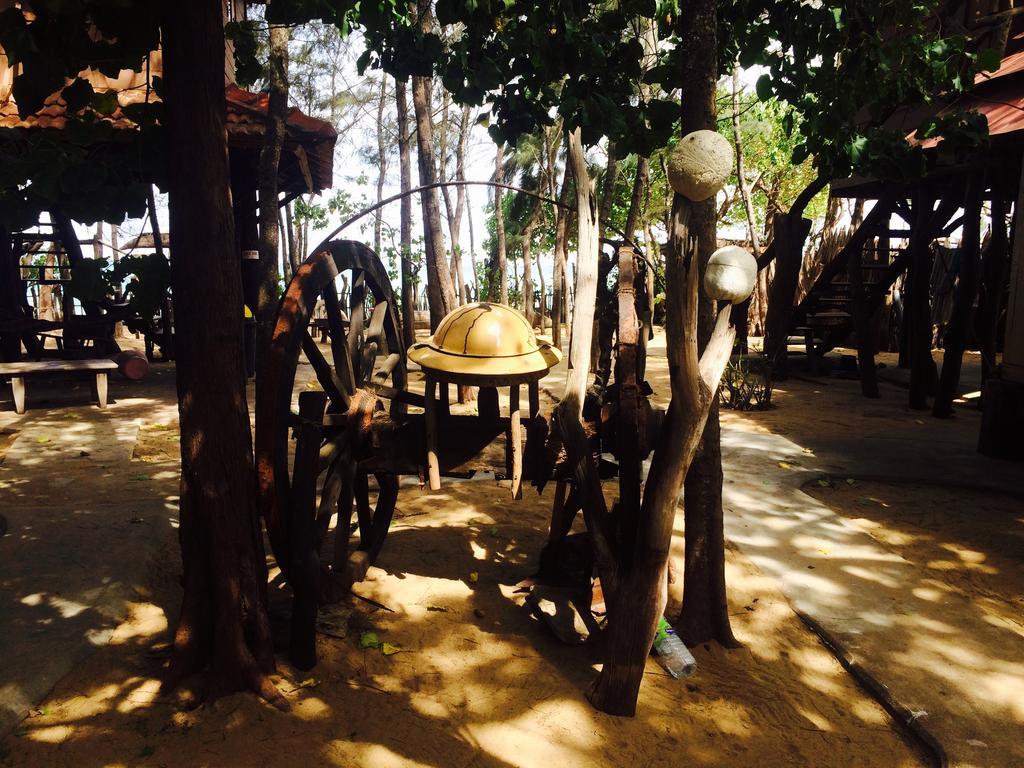 Beach Hut Arugam Bay Exterior foto
