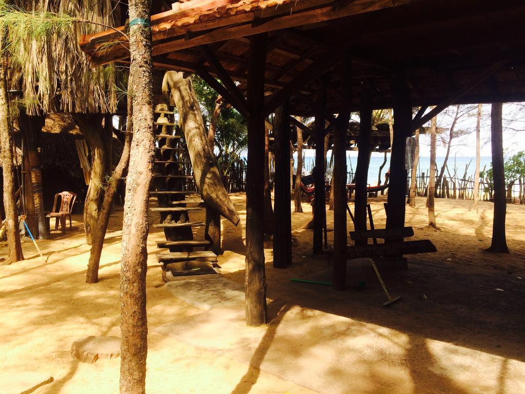 Beach Hut Arugam Bay Exterior foto