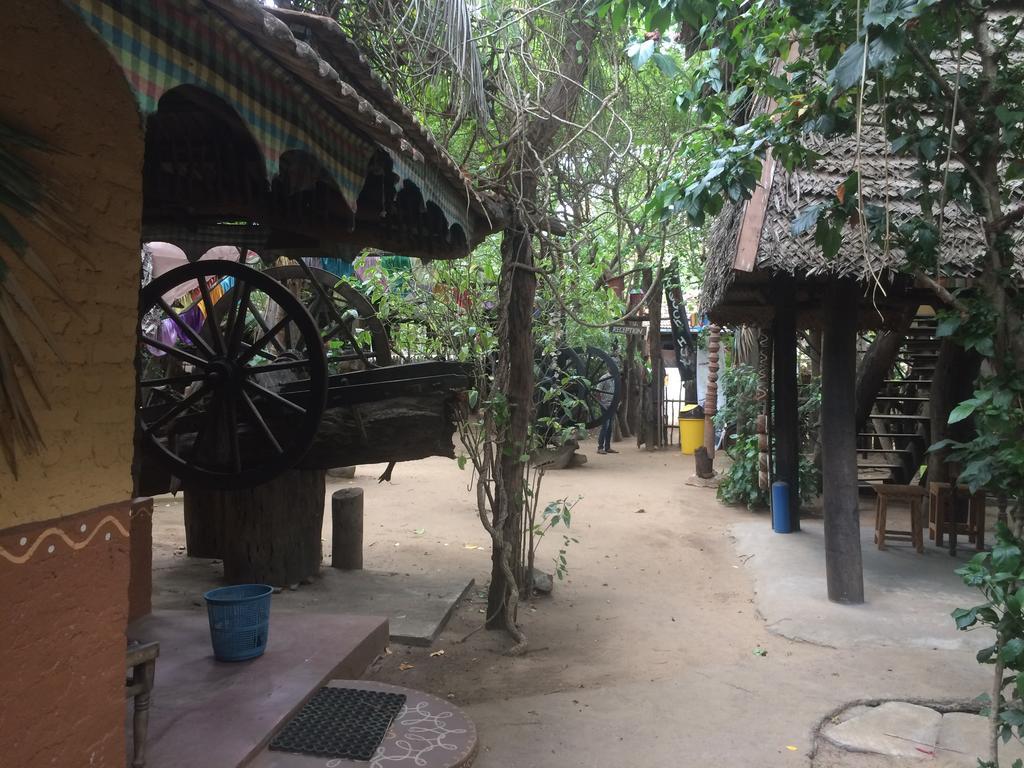 Beach Hut Arugam Bay Exterior foto