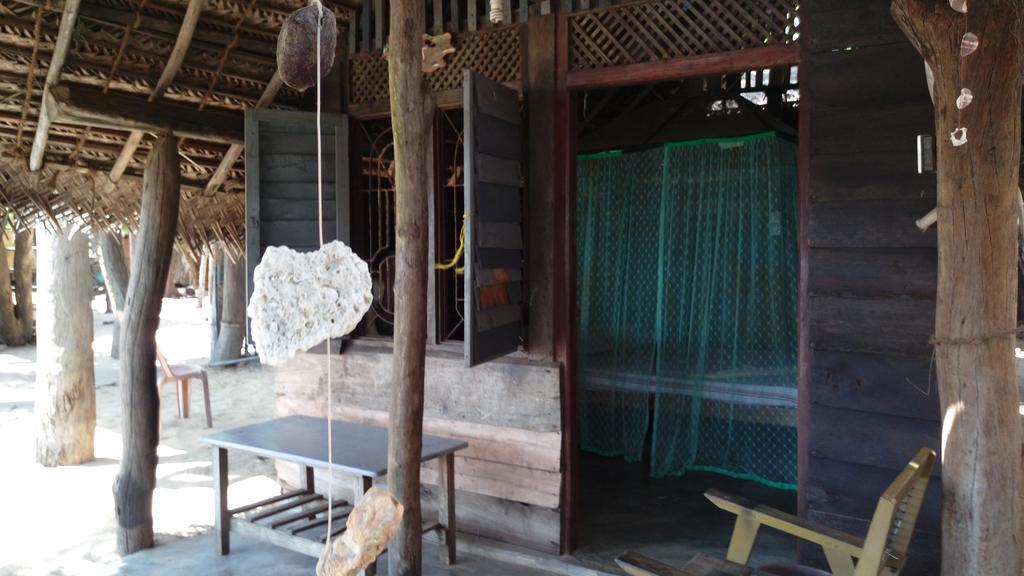 Beach Hut Arugam Bay Exterior foto